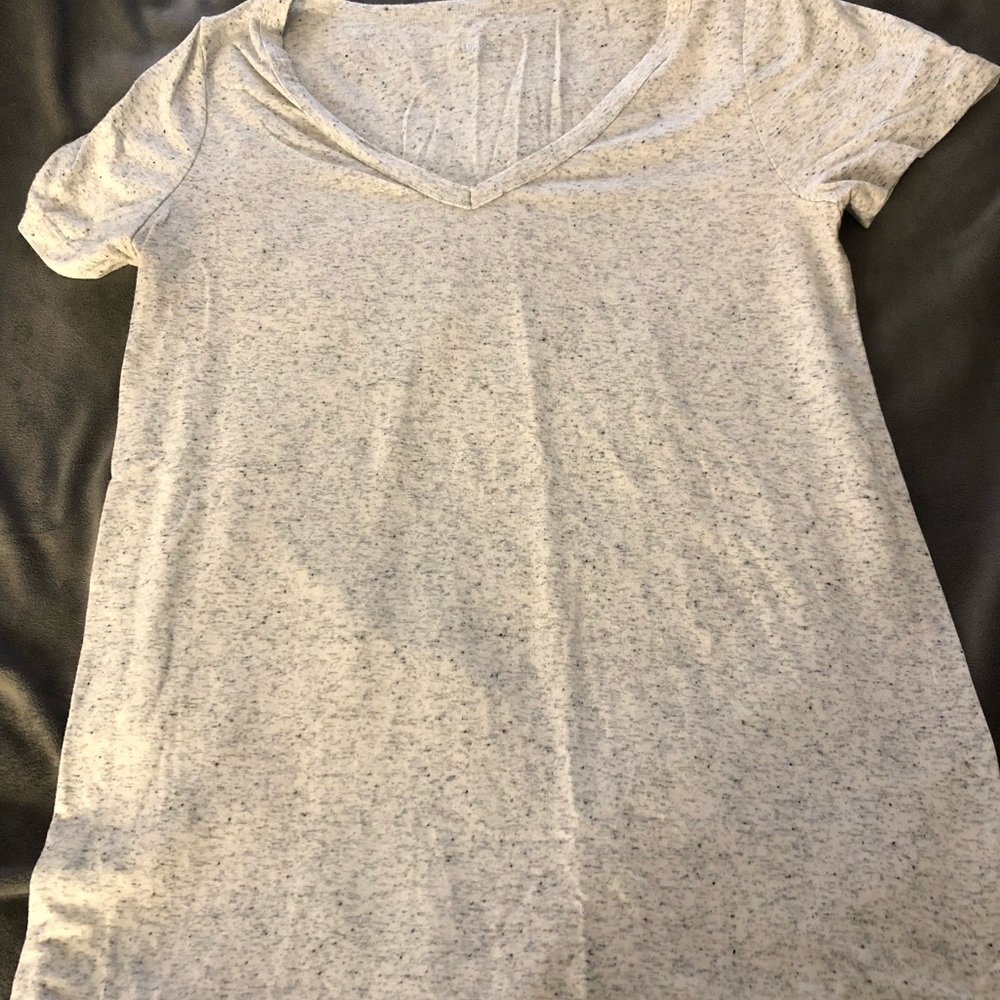 Gray v neck shirt